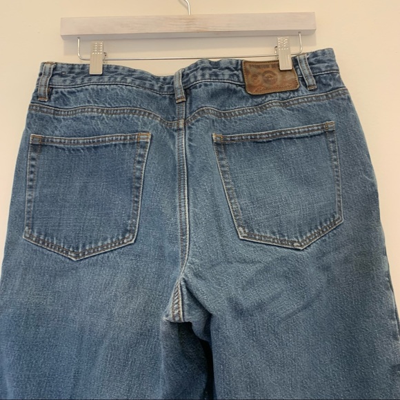 Eddie Bauer Men’s Relaxed Fit Jeans - Picture 4 of 12